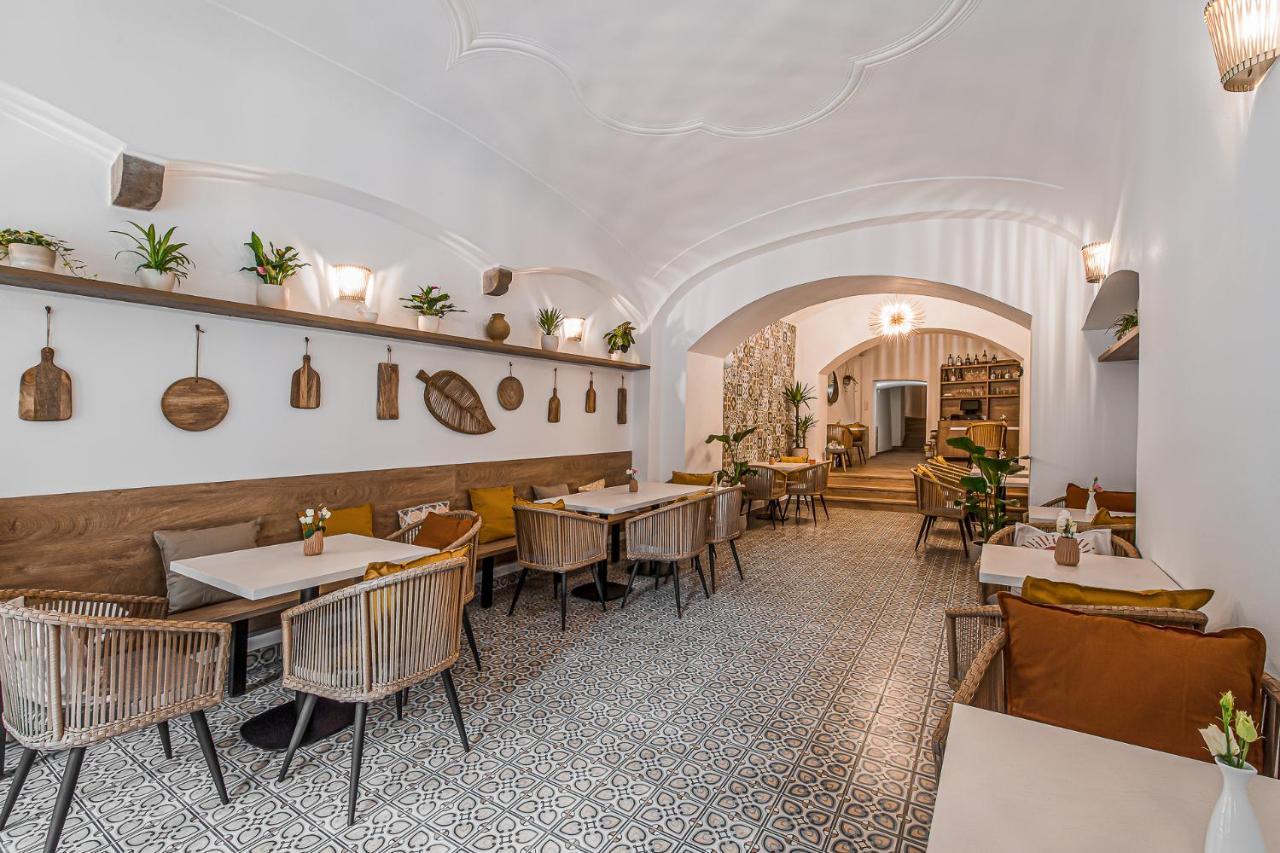 Apartmany Kolegium Presov Exterior photo